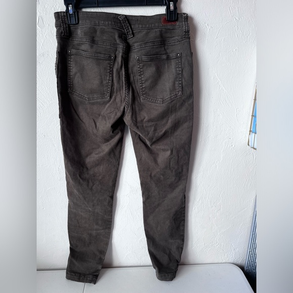 Joie Green Studded Hazina Skinny Ankle Jean - Picture 7 of 12